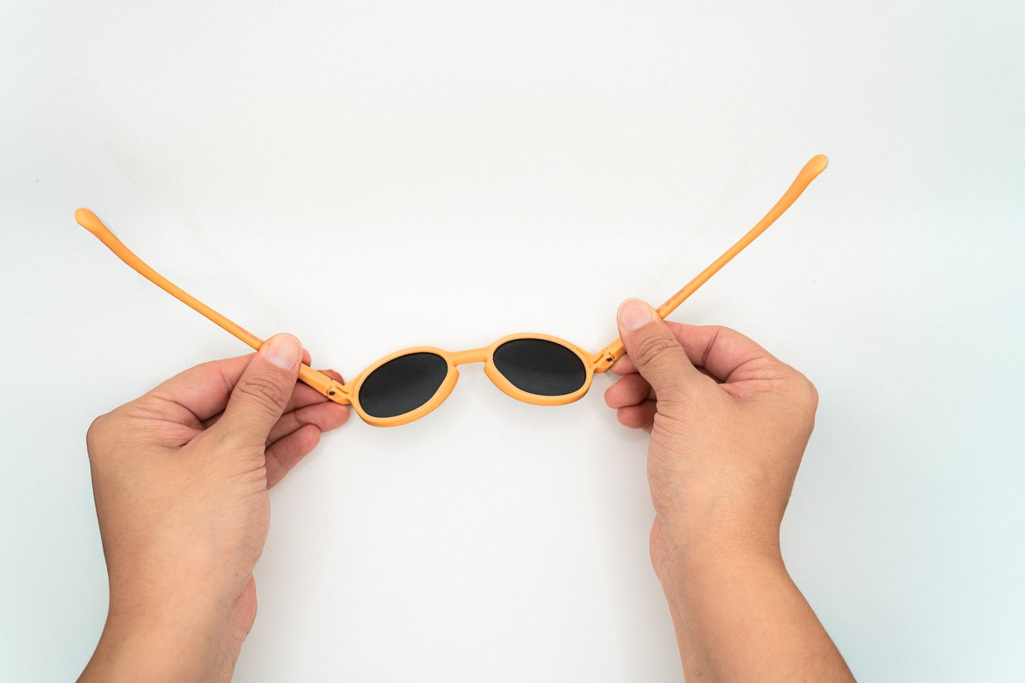 Peach Mini Rays ~ Baby Sunglasses (0–3 Years)